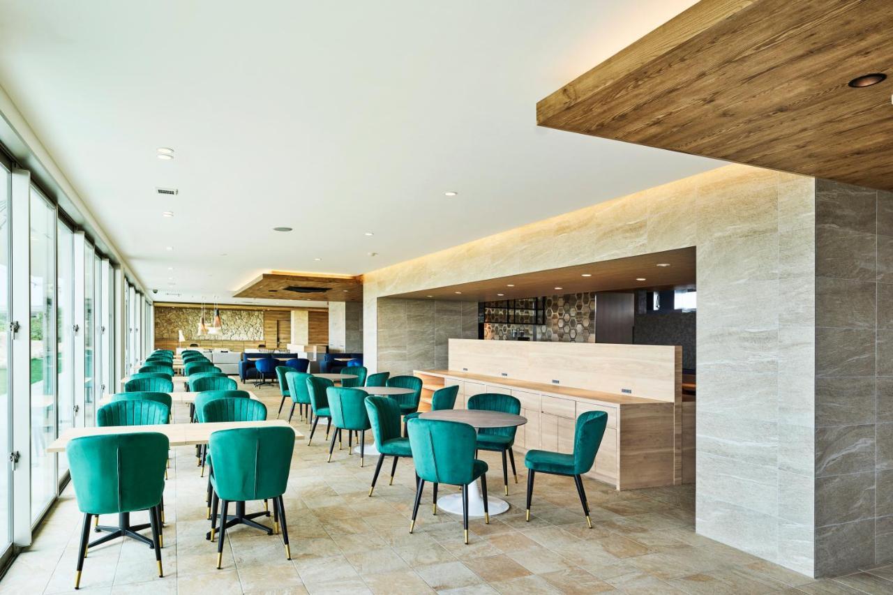 Watermark Hotel Okinawa Miyakojima Ngoại thất bức ảnh
